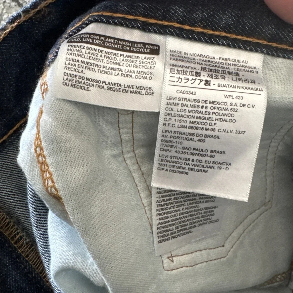 Levi's 517 Jeans Mens 38x30 Blue Bootcut Denim Dark Wash Classic Fit #916
